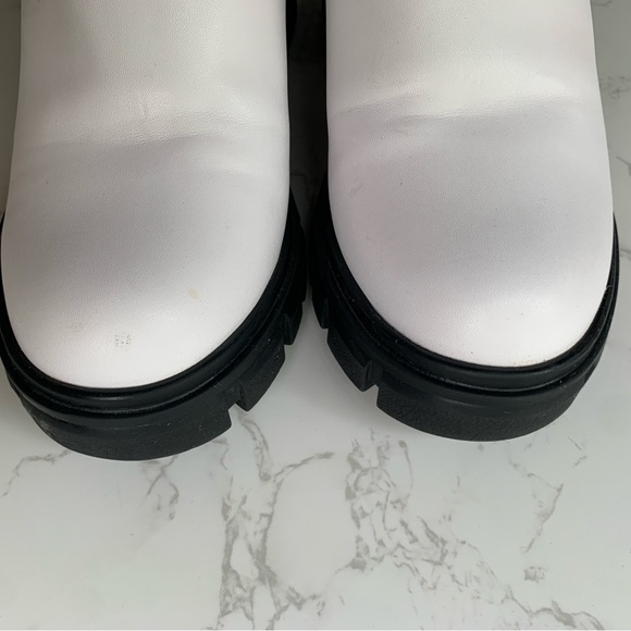 True Religion White Slip On Platform Heel Ankle Boots | Size 6.5 - Picture 5 of 7